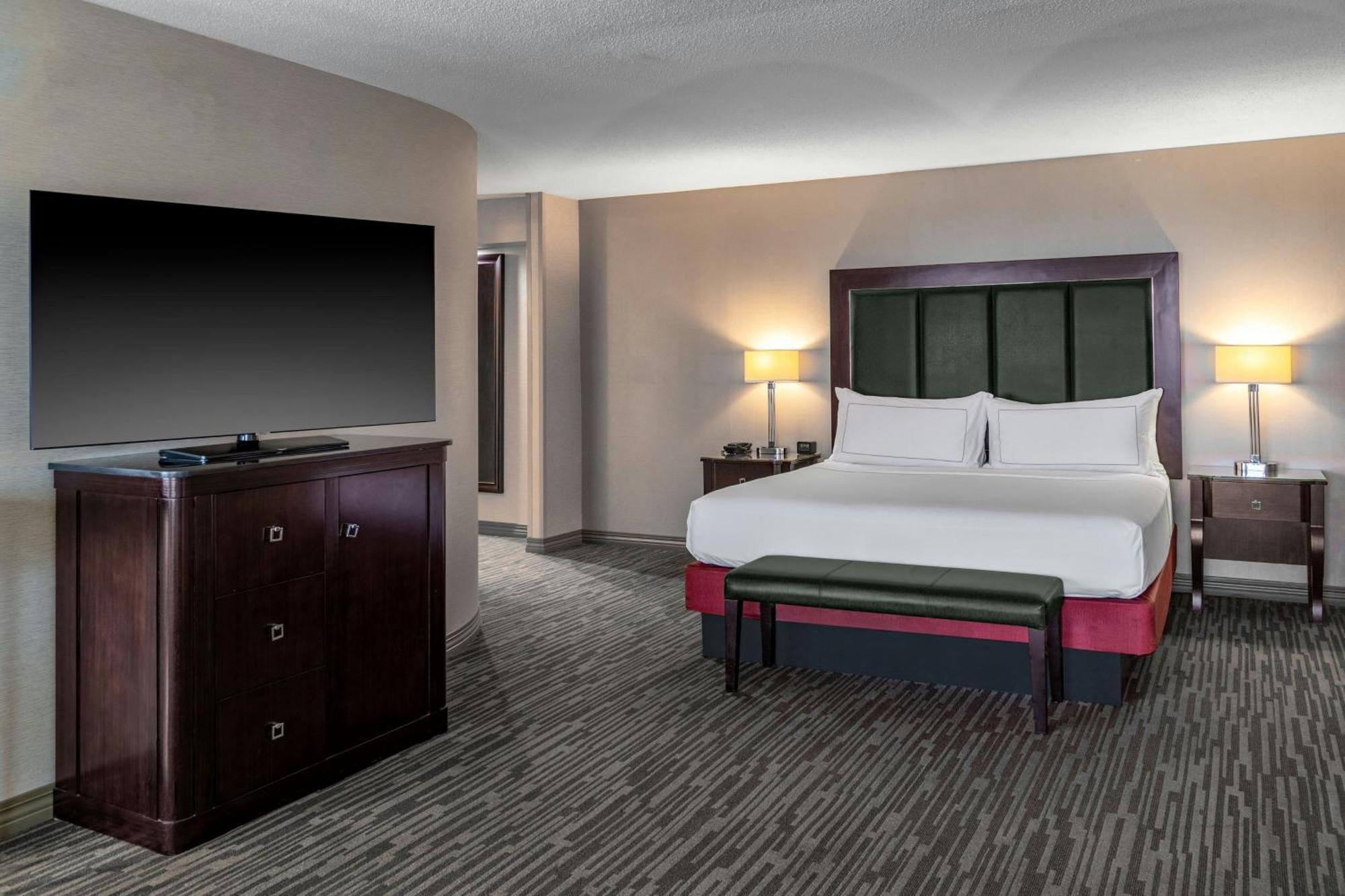 The Capital Hotel 4*